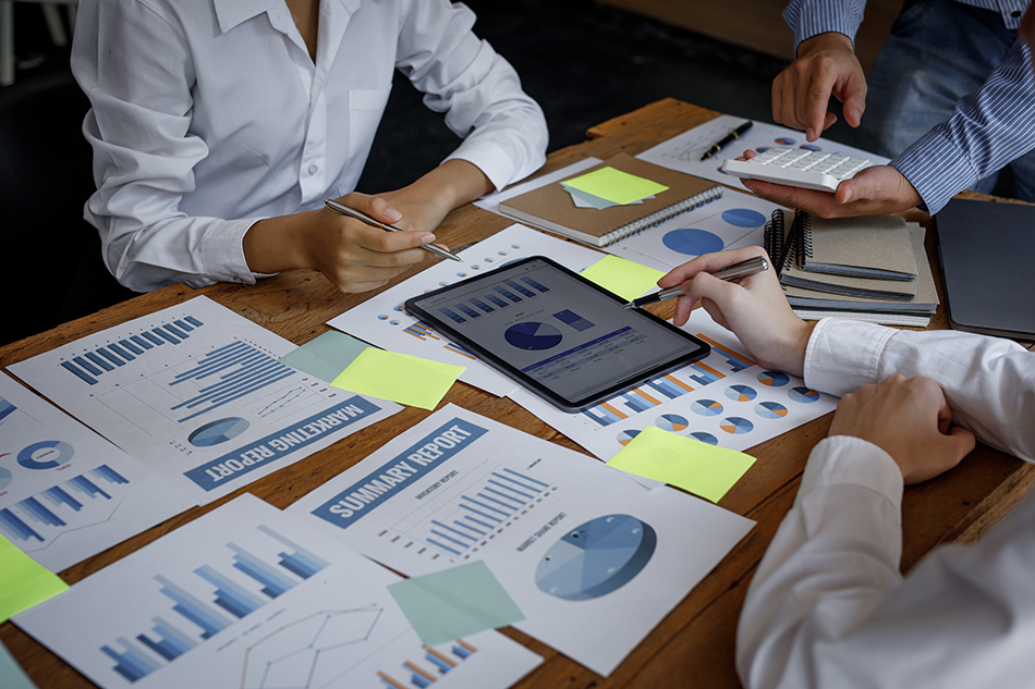 Asesoría Elena Grijalbo es tu compañía especializada en asesoramiento para sociedades en Borriol. Programa una reunión de asesoramiento financiero con nuestro equipo experto hoy mismo y lleva tu negocio al siguiente nivel.